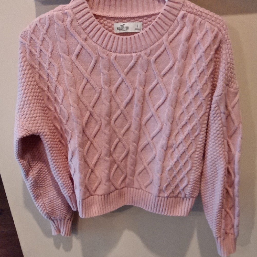 Hollister Blush Cable Knit Sweater